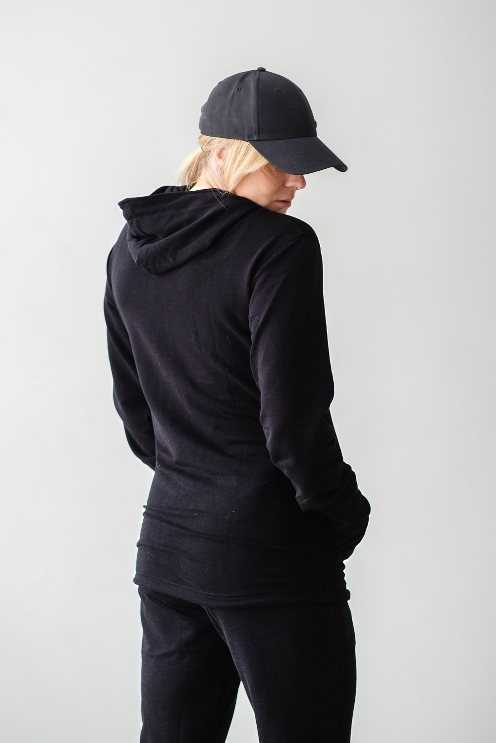 zip-up hoodie in black, women's