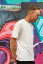 men's essential tee in white