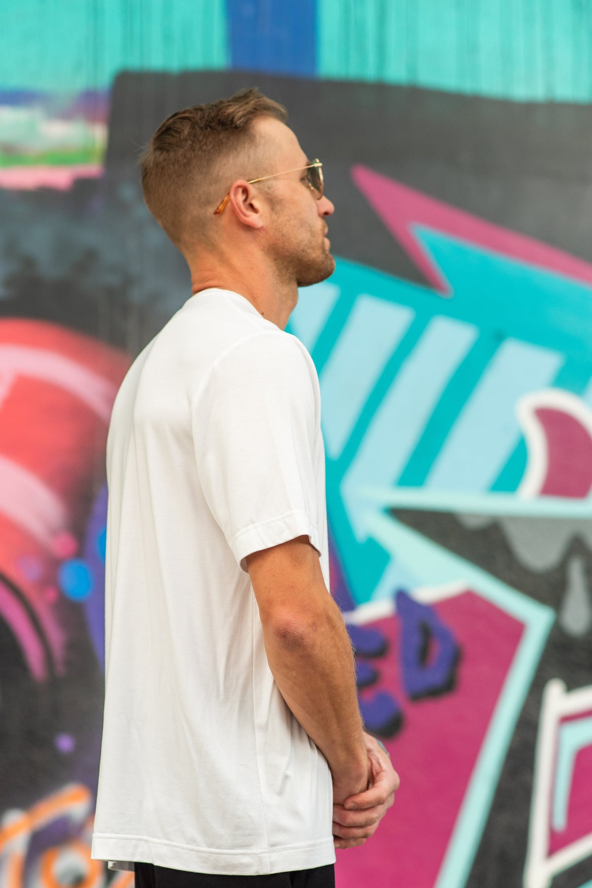 men's essential tee in white